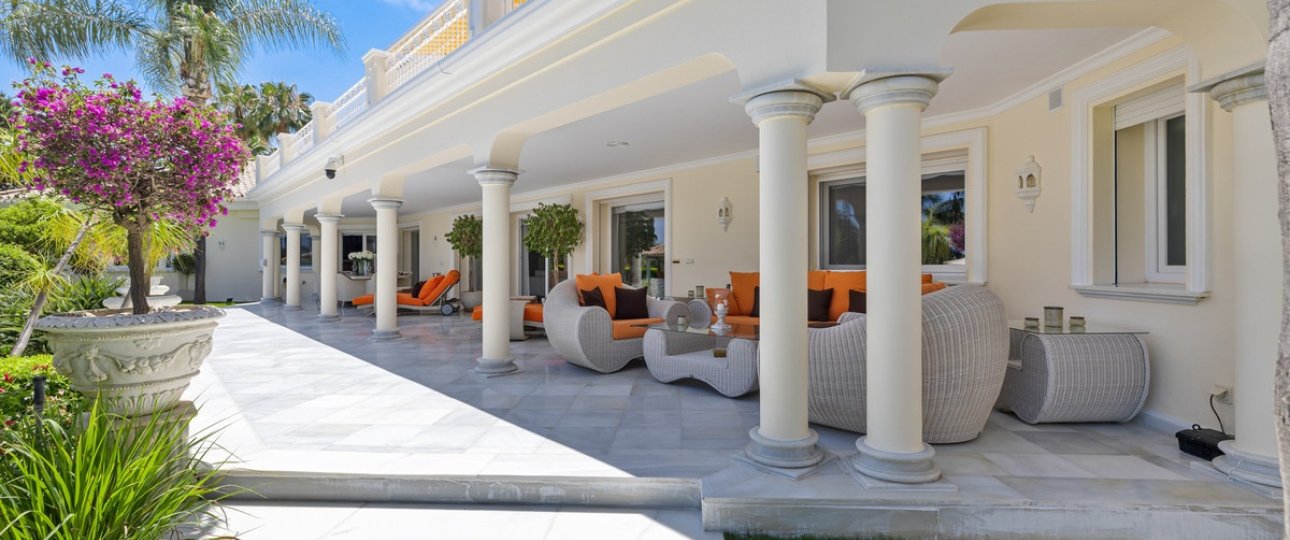 Resale - Villa - Marbella - Nueva Andalucía