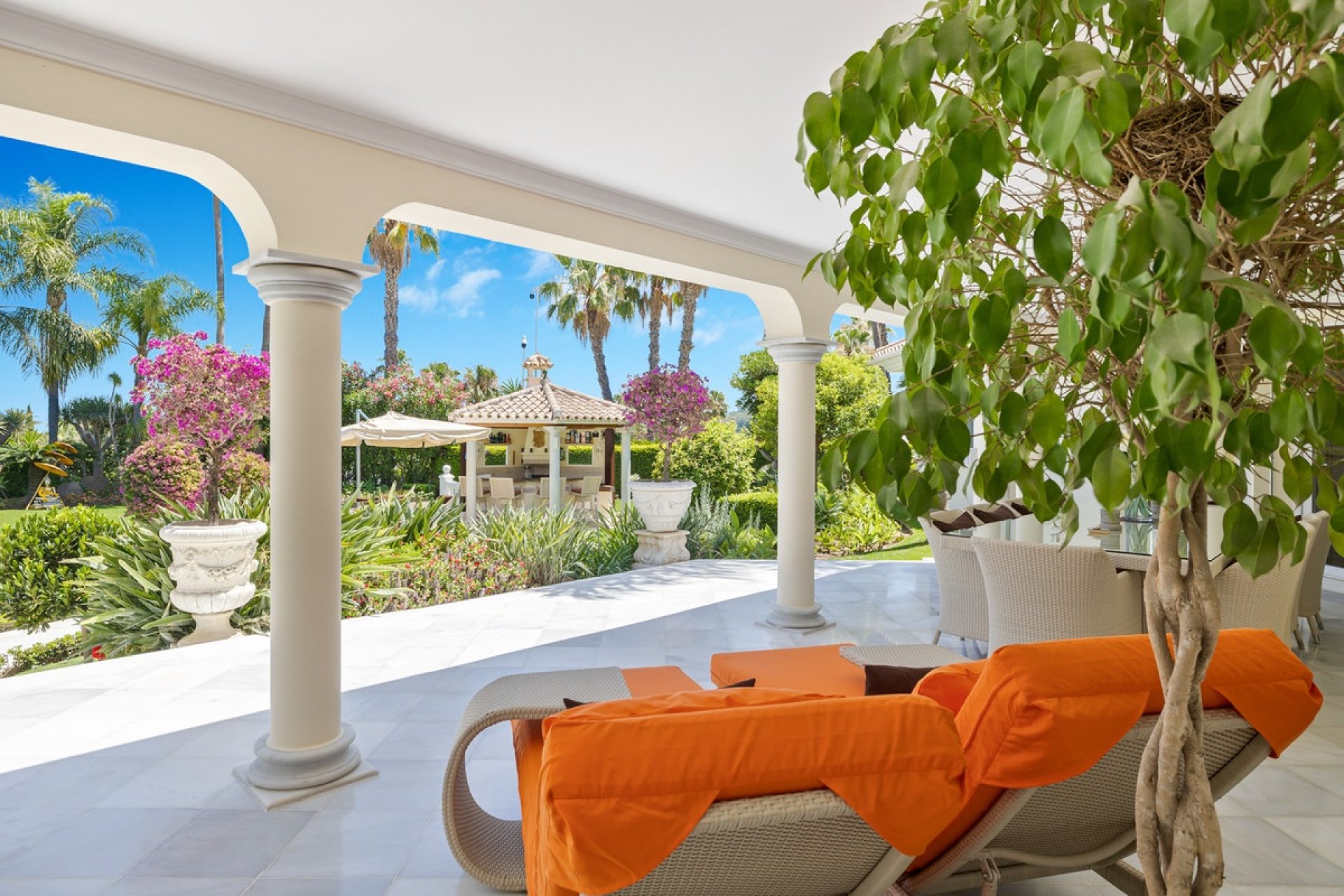 Resale - Villa - Marbella - Nueva Andalucía