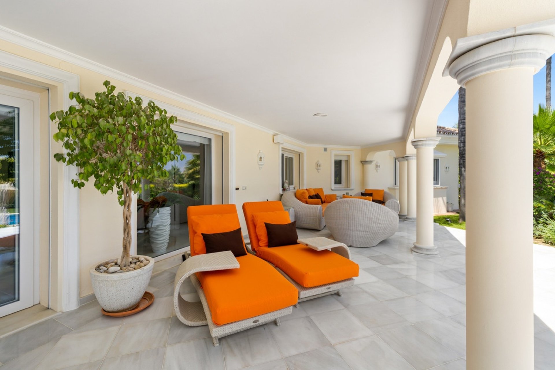 Resale - Villa - Marbella - Nueva Andalucía