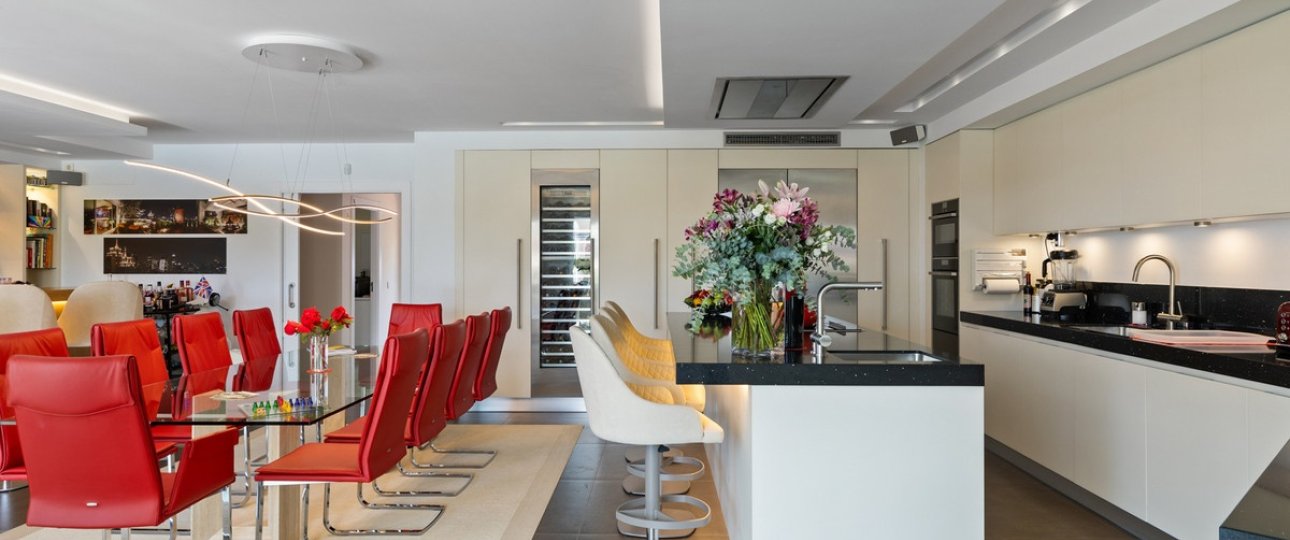 Resale - Villa - Marbella - Nueva Andalucía