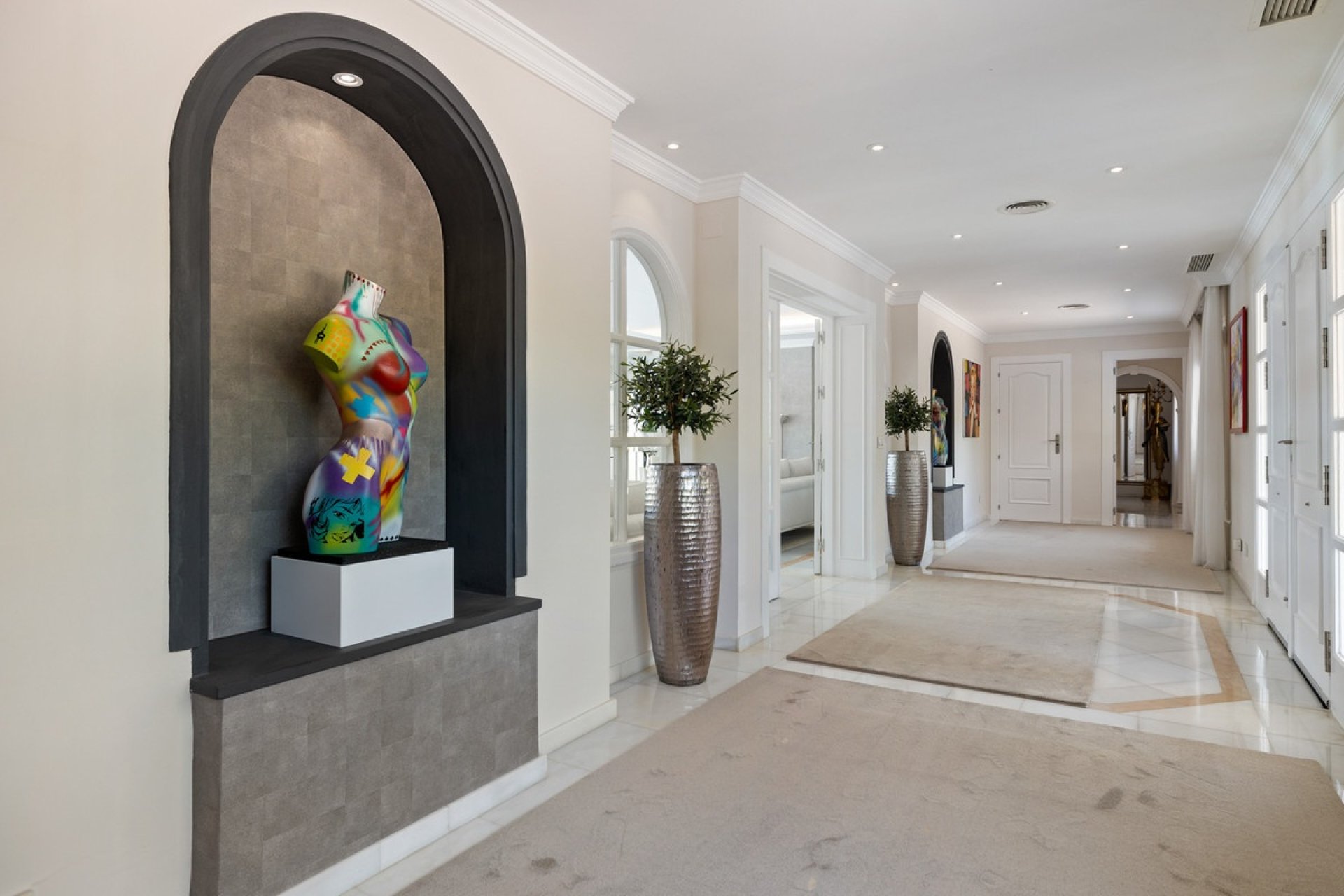 Resale - Villa - Marbella - Nueva Andalucía