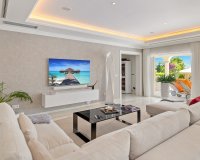 Resale - Villa - Marbella - Nueva Andalucía