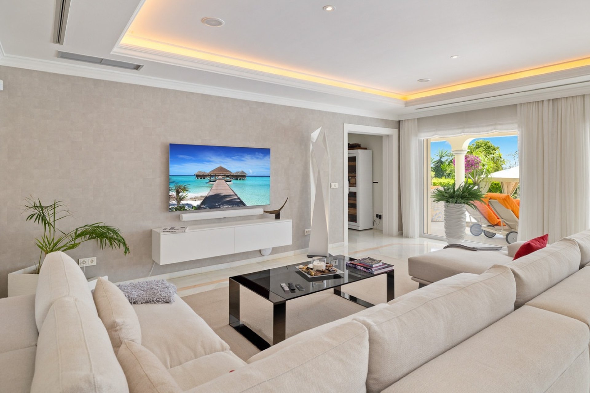 Resale - Villa - Marbella - Nueva Andalucía