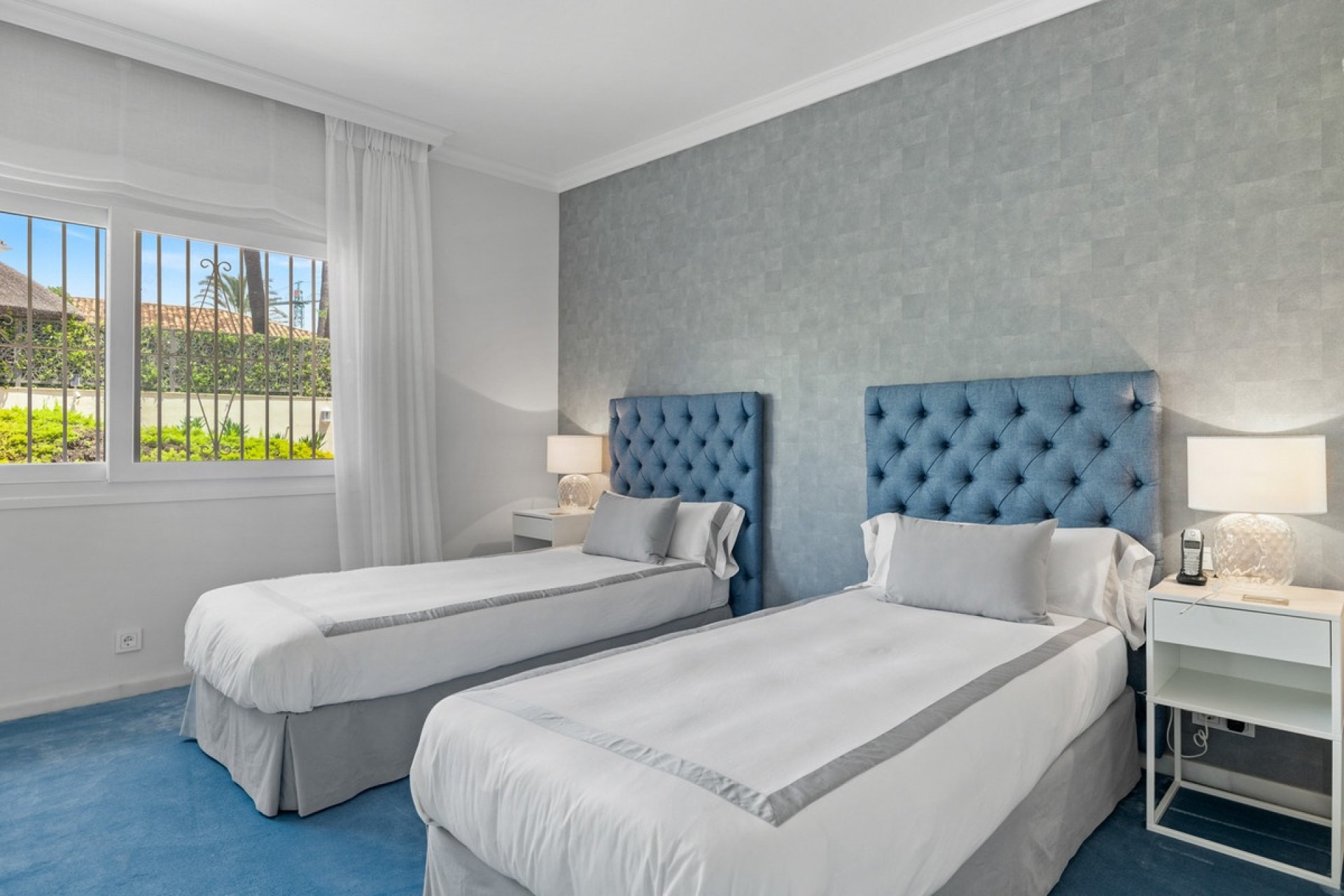Resale - Villa - Marbella - Nueva Andalucía