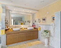 Resale - Villa - Marbella - Nueva Andalucía