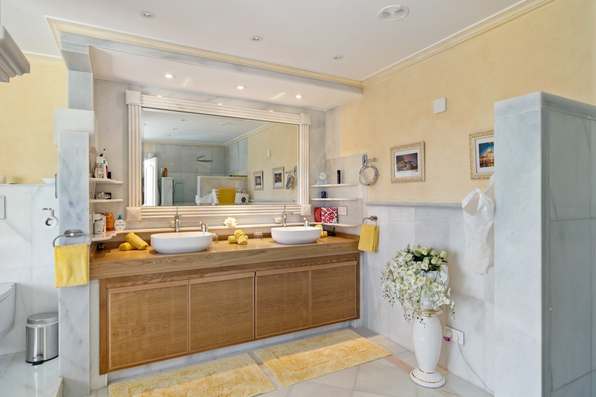 Resale - Villa - Marbella - Nueva Andalucía