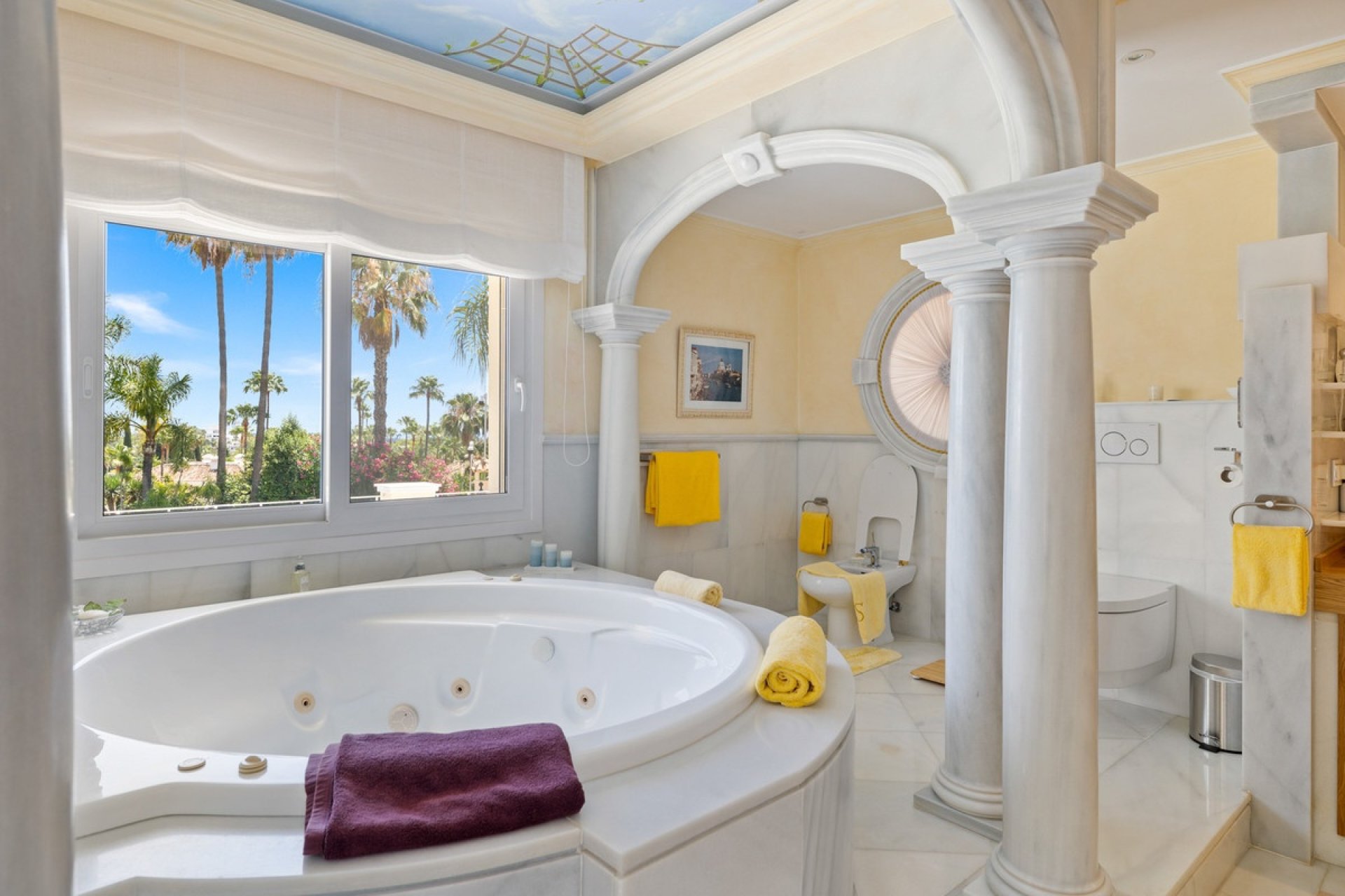 Resale - Villa - Marbella - Nueva Andalucía