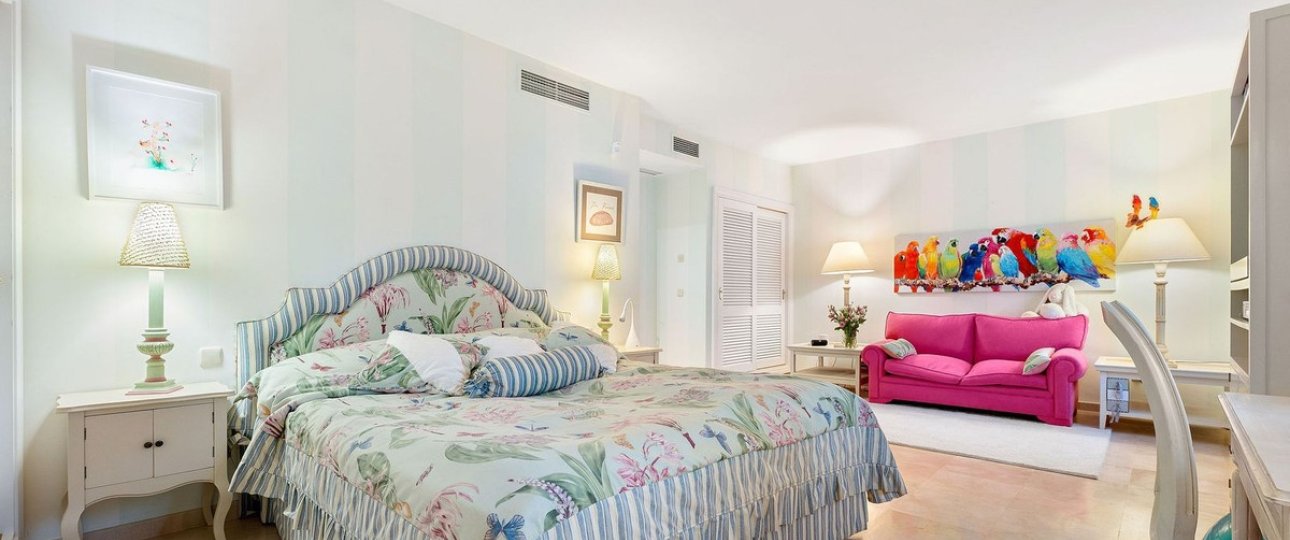 Resale - Villa - Marbella - Nueva Andalucía