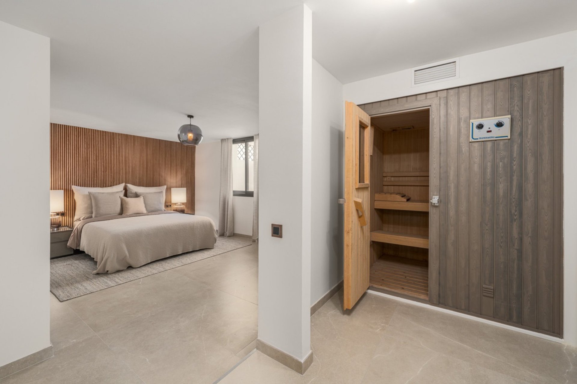 Resale - Villa - Marbella - Nueva Andalucía