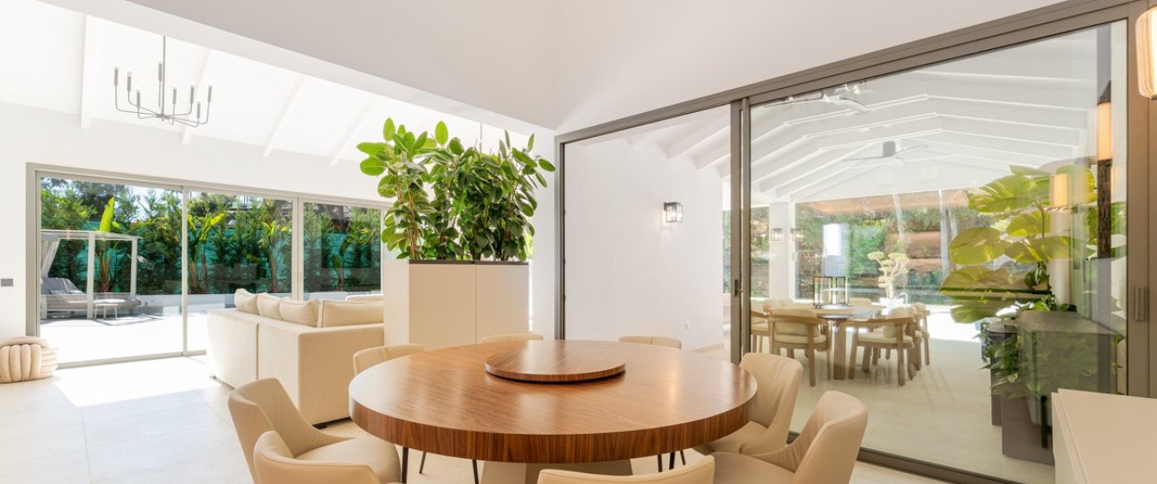 Resale - Villa - Marbella - Nueva Andalucía