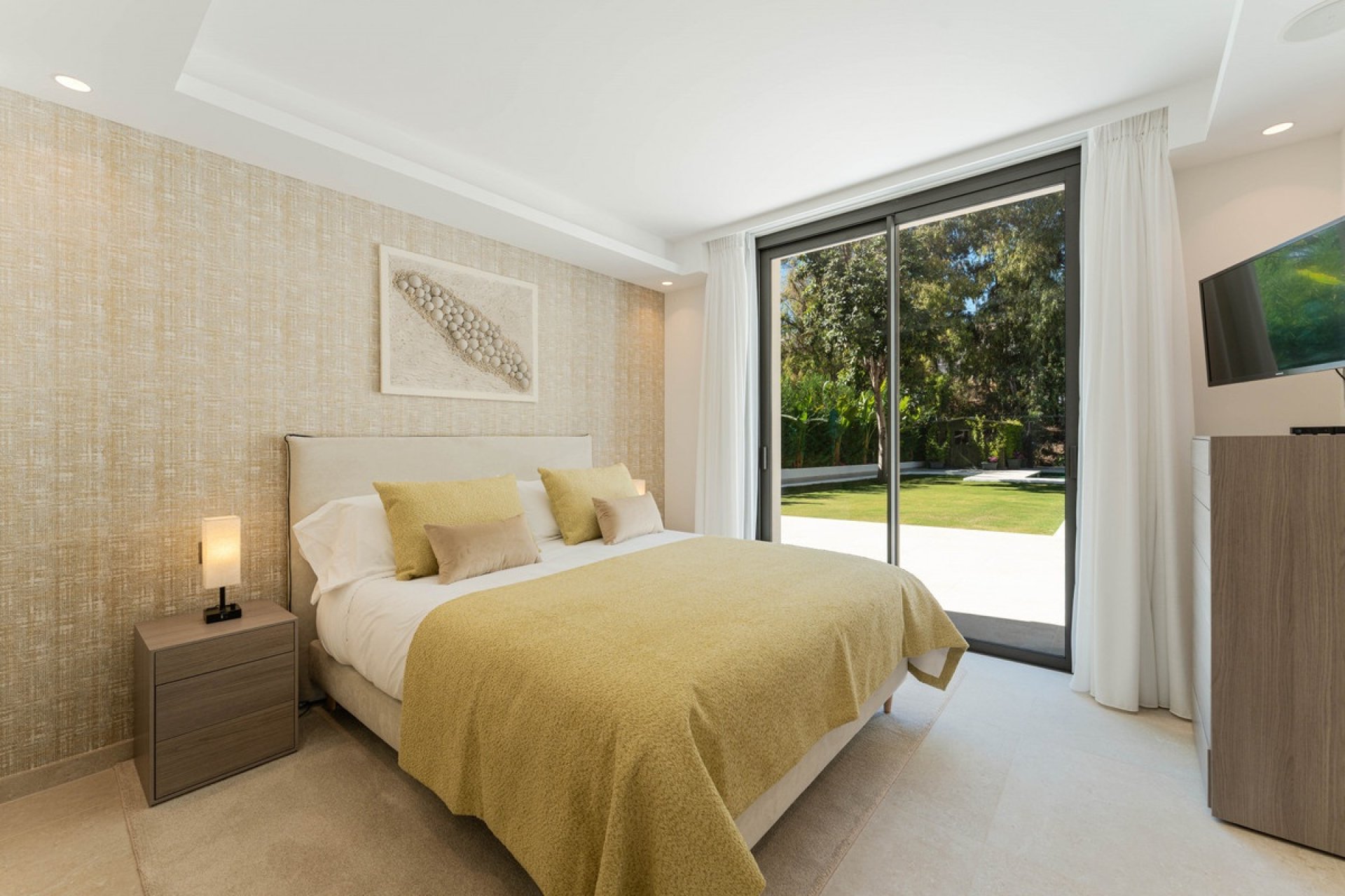 Resale - Villa - Marbella - Nueva Andalucía
