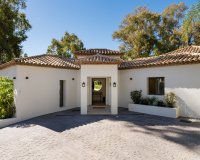 Resale - Villa - Marbella - Nueva Andalucía