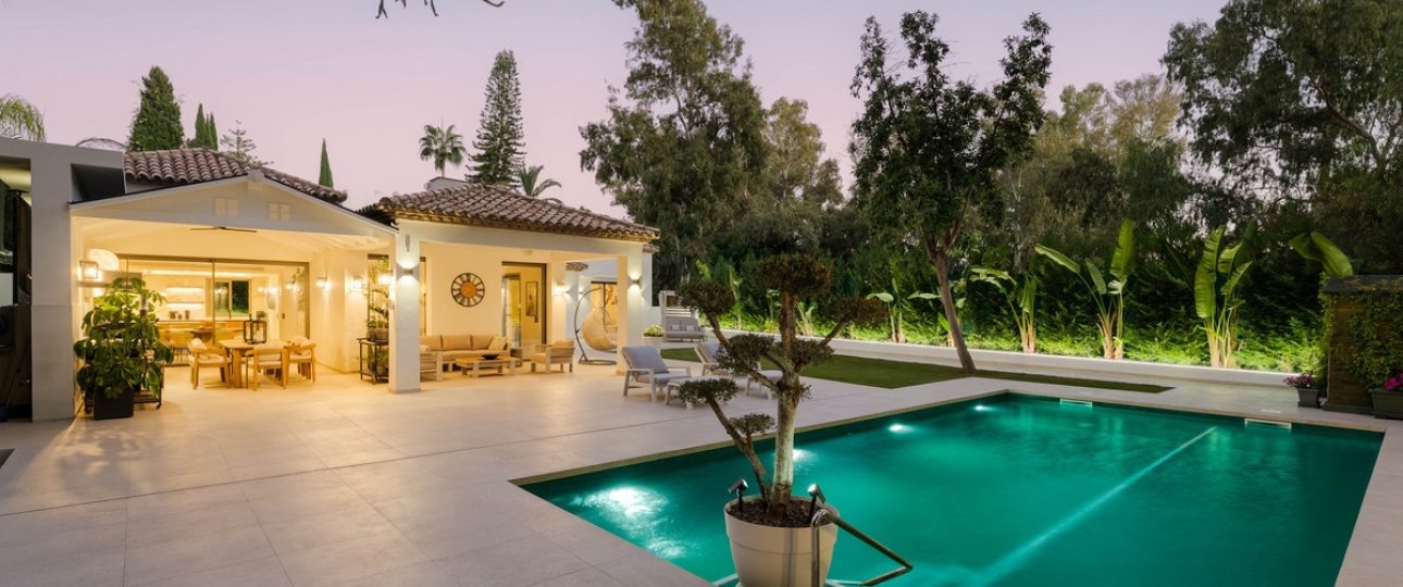 Resale - Villa - Marbella - Nueva Andalucía