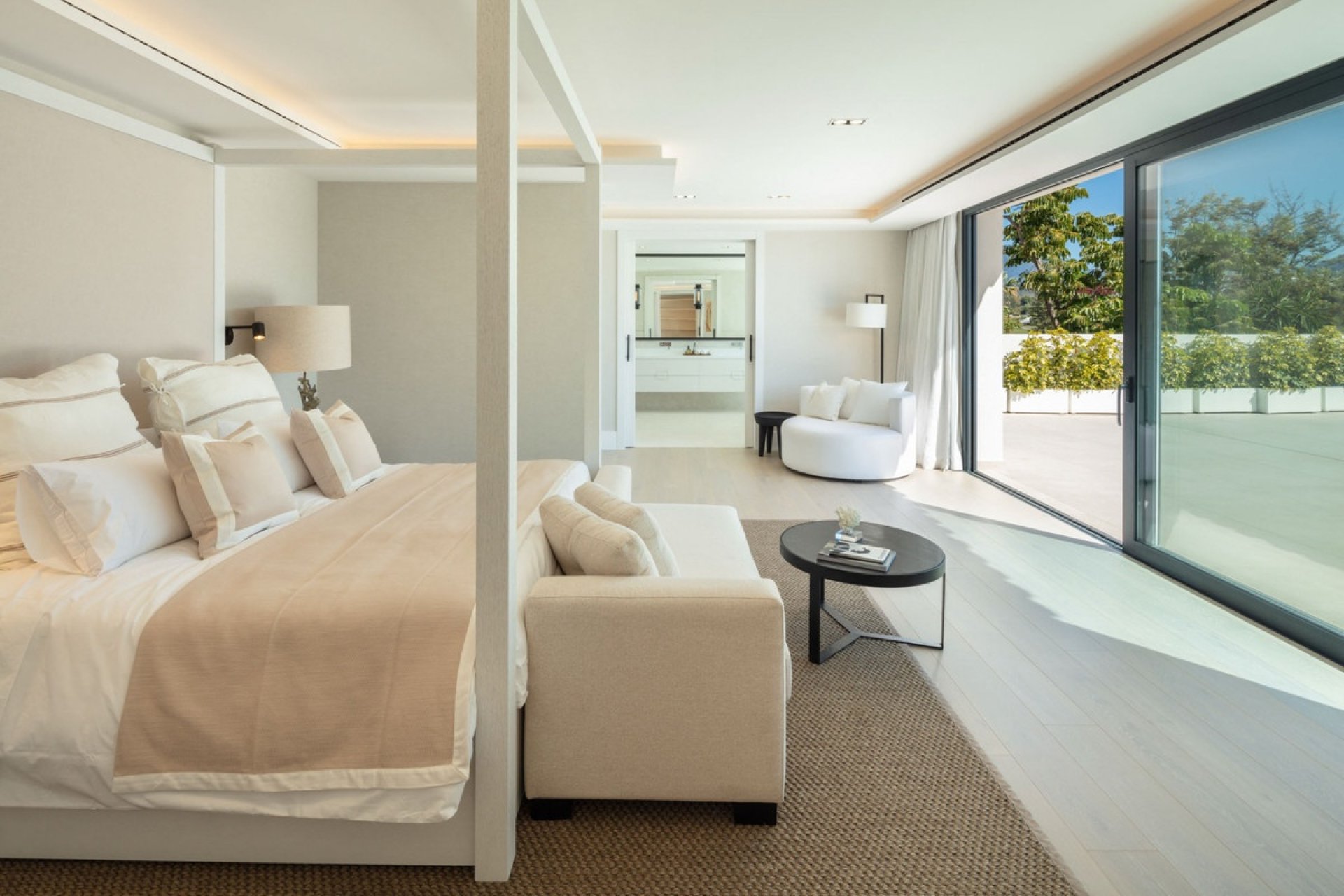 Resale - Villa - Marbella - Nueva Andalucía