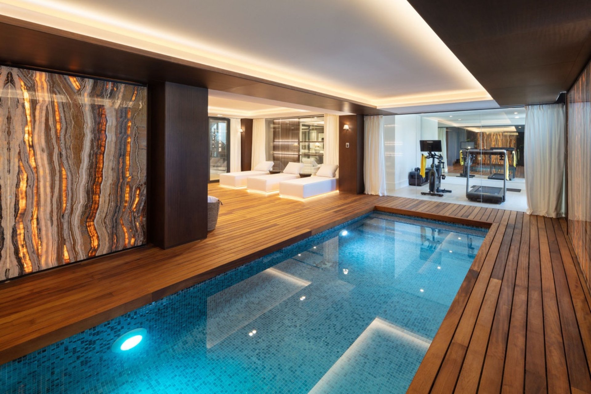 Resale - Villa - Marbella - Nueva Andalucía