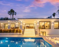 Resale - Villa - Marbella - Nueva Andalucía