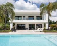 Resale - Villa - Marbella - Nueva Andalucía