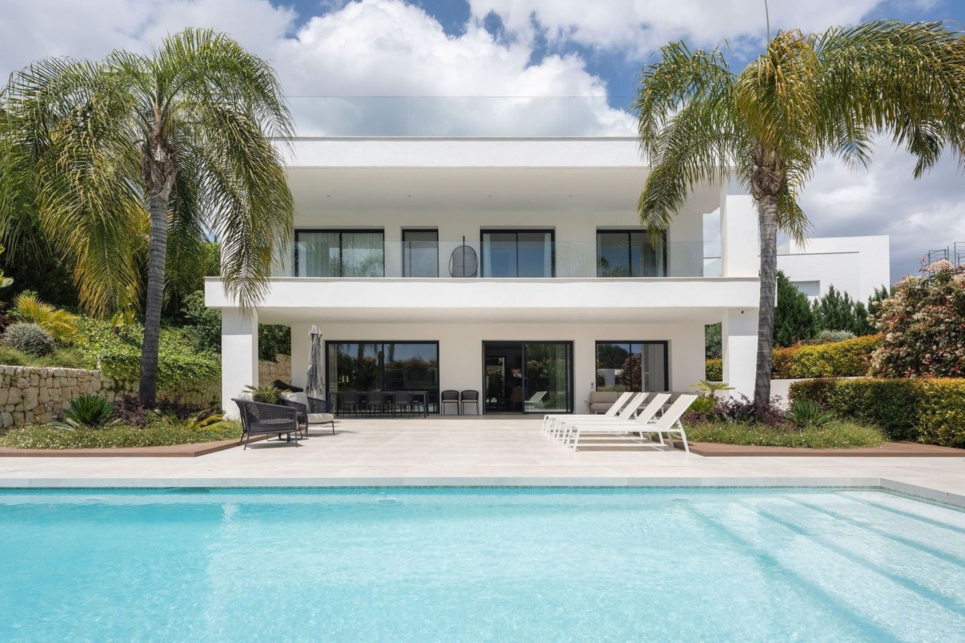 Resale - Villa - Marbella - Nueva Andalucía