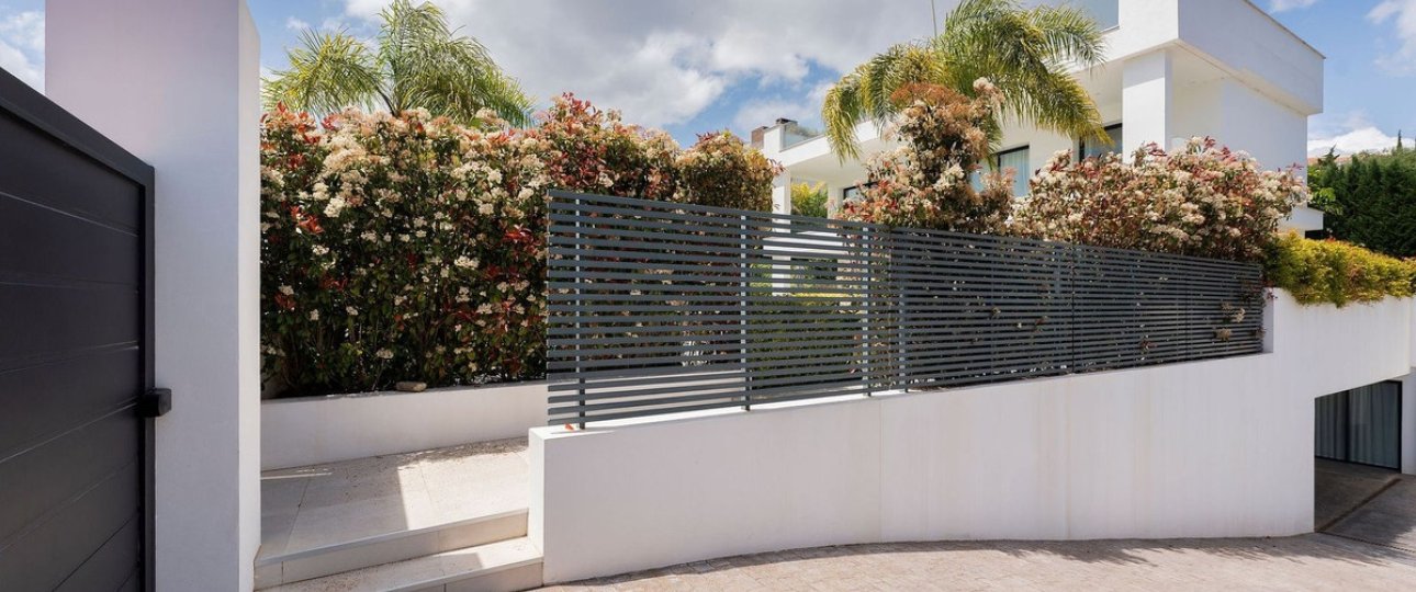 Resale - Villa - Marbella - Nueva Andalucía