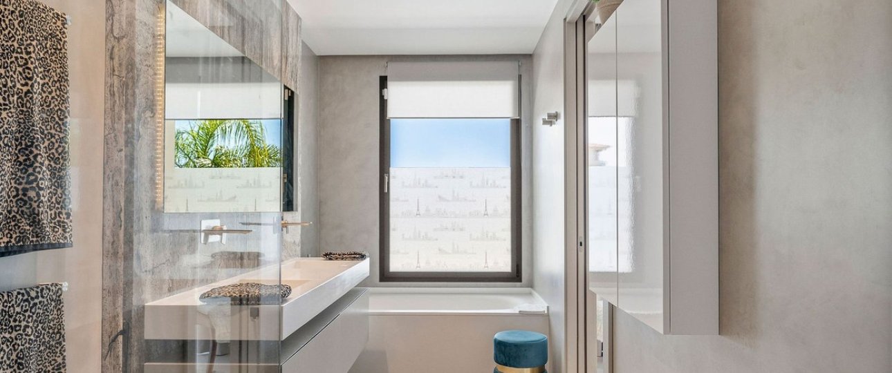 Resale - Villa - Marbella - Nueva Andalucía
