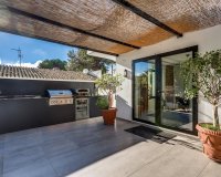 Resale - Villa - Marbella - Nueva Andalucía