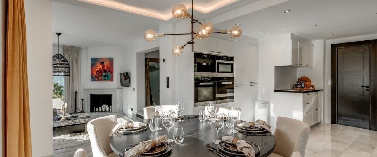 Resale - Villa - Marbella - Nueva Andalucía