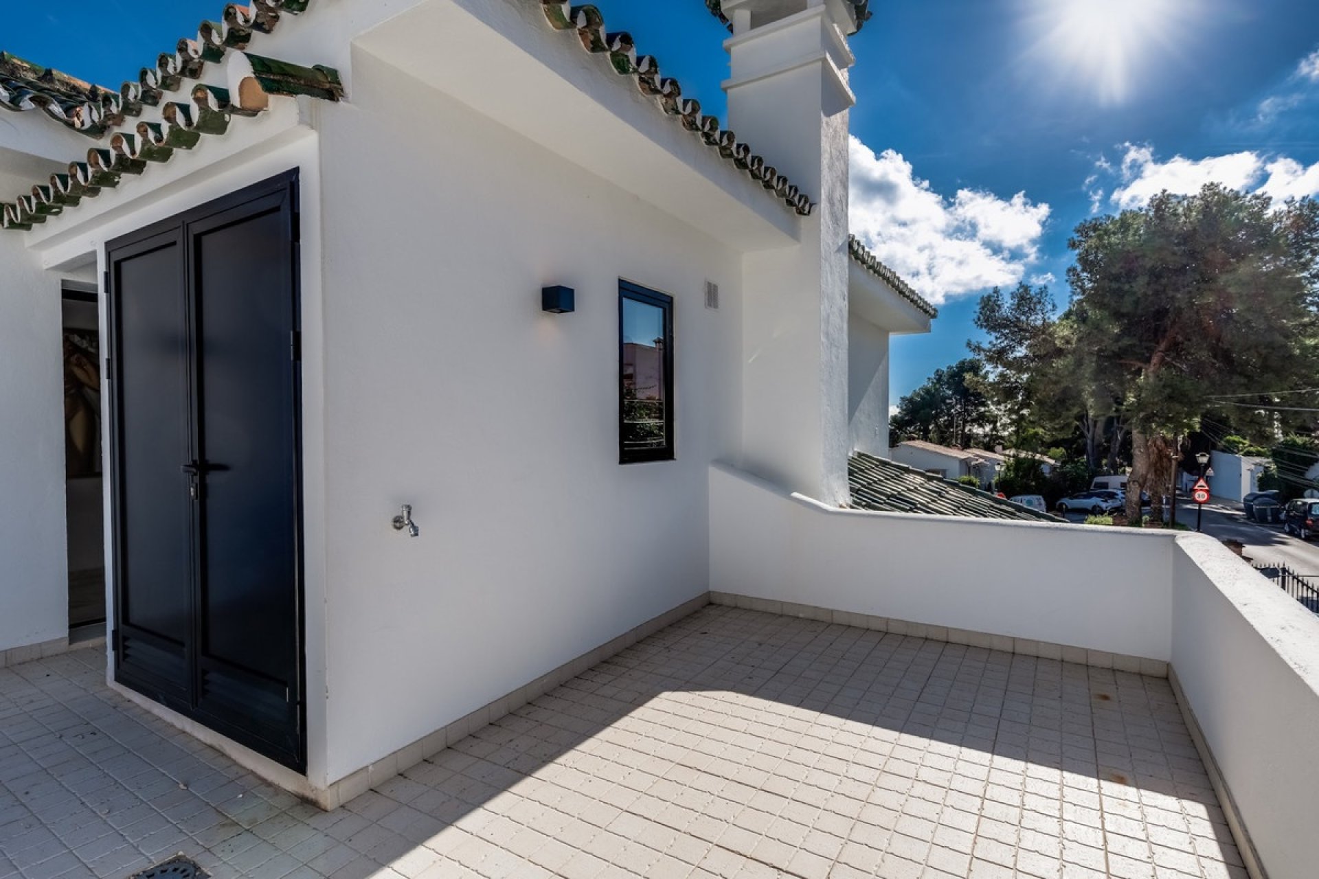 Resale - Villa - Marbella - Nueva Andalucía