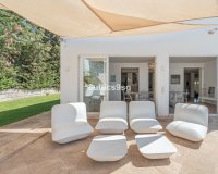 Resale - Villa - Marbella - Nueva Andalucía