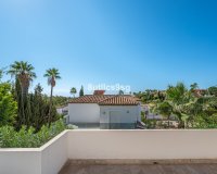 Resale - Villa - Marbella - Nueva Andalucía