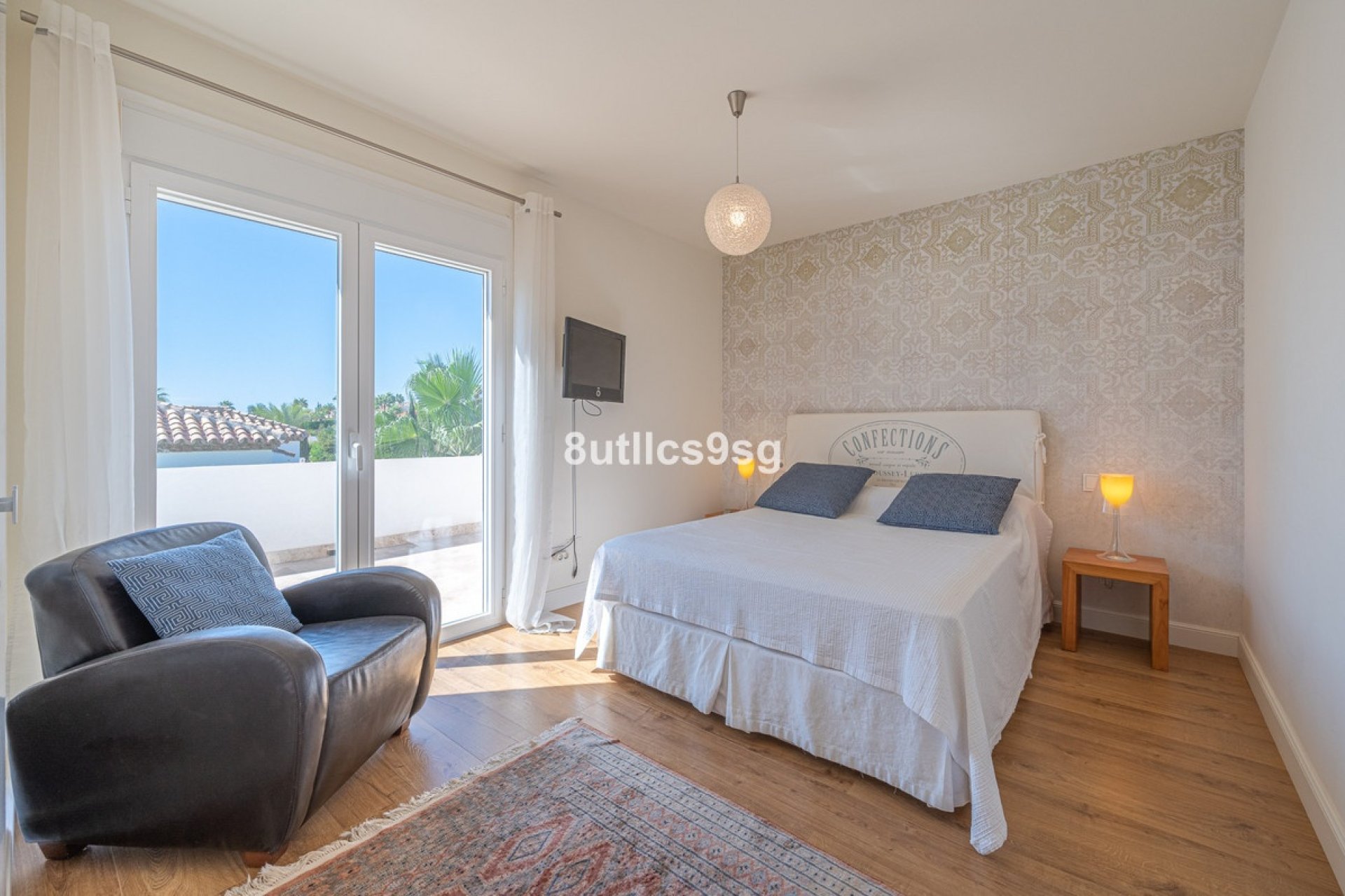 Resale - Villa - Marbella - Nueva Andalucía