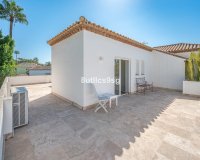 Resale - Villa - Marbella - Nueva Andalucía