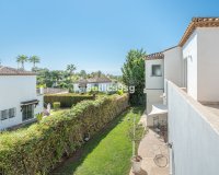 Resale - Villa - Marbella - Nueva Andalucía