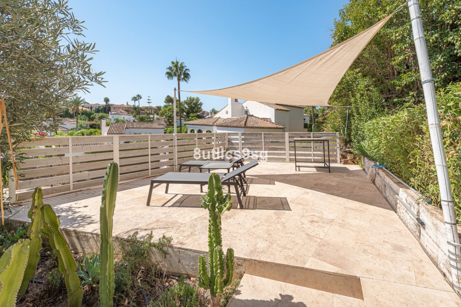 Resale - Villa - Marbella - Nueva Andalucía