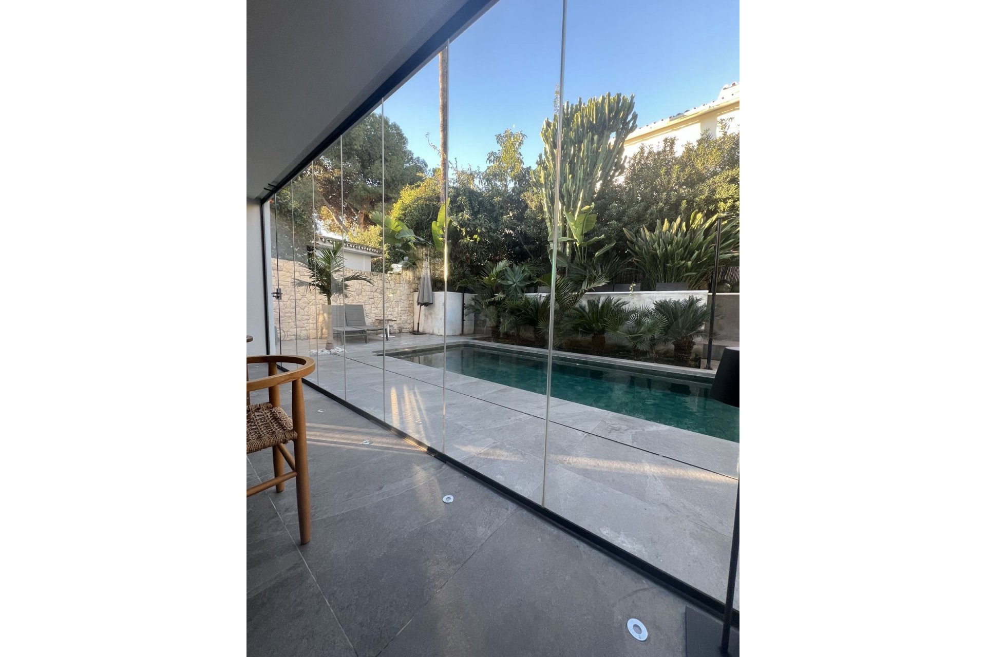 Resale - Villa - Marbella - Nueva Andalucía