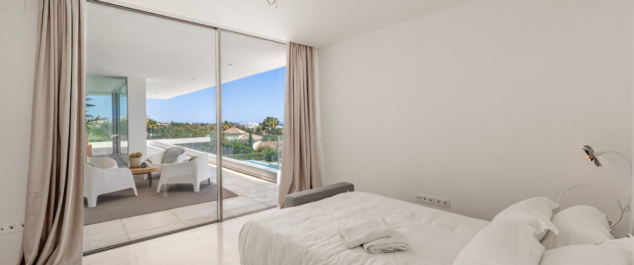 Resale - Villa - Marbella - Nueva Andalucía