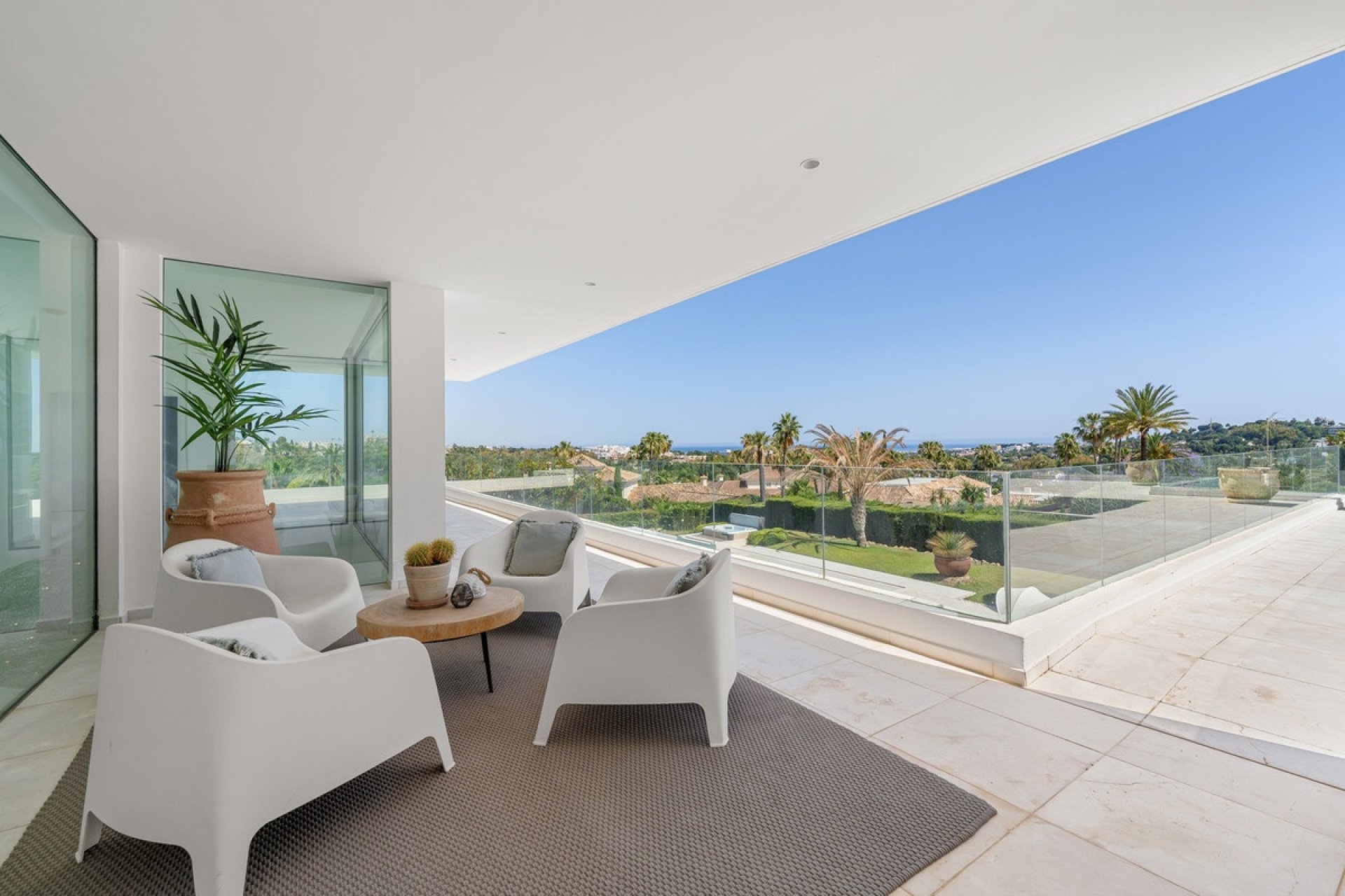 Resale - Villa - Marbella - Nueva Andalucía