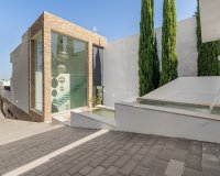 Resale - Villa - Marbella - Nueva Andalucía