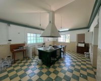 Resale - Villa - Marbella - Nueva Andalucía