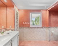 Resale - Villa - Marbella - Nueva Andalucía