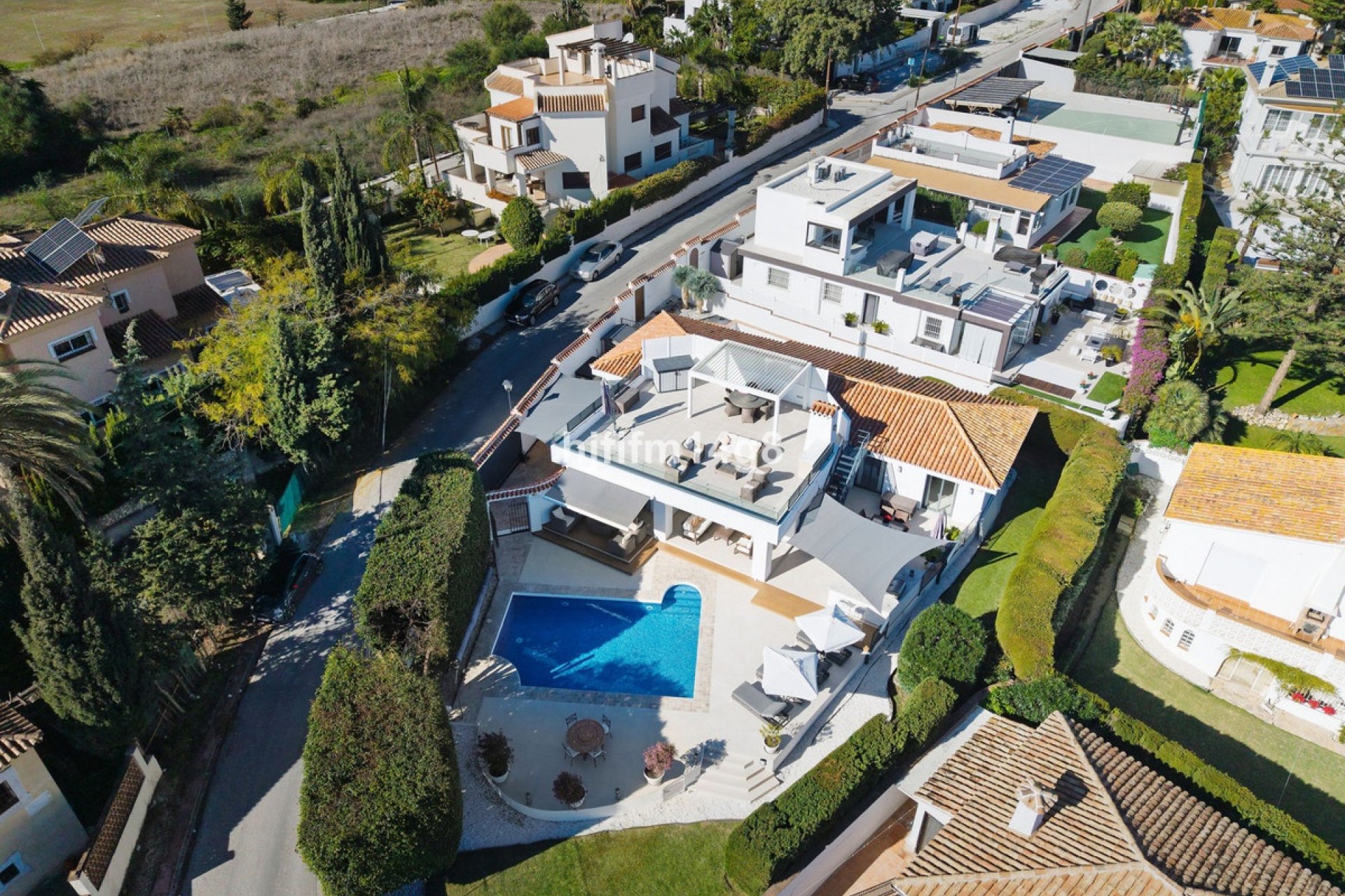 Resale - Villa - Marbella - Nueva Andalucía