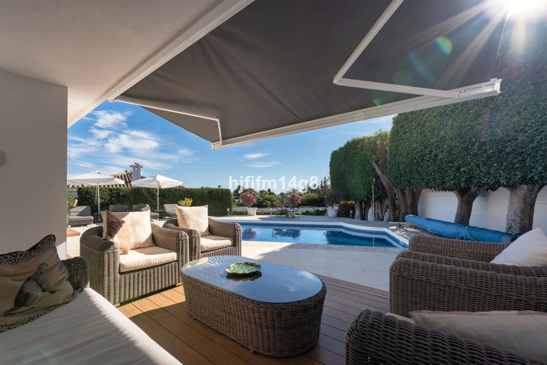 Resale - Villa - Marbella - Nueva Andalucía