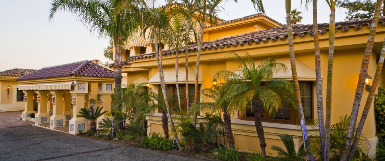 Resale - Villa - Marbella - Nueva Andalucía