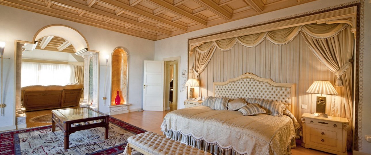 Resale - Villa - Marbella - Nueva Andalucía
