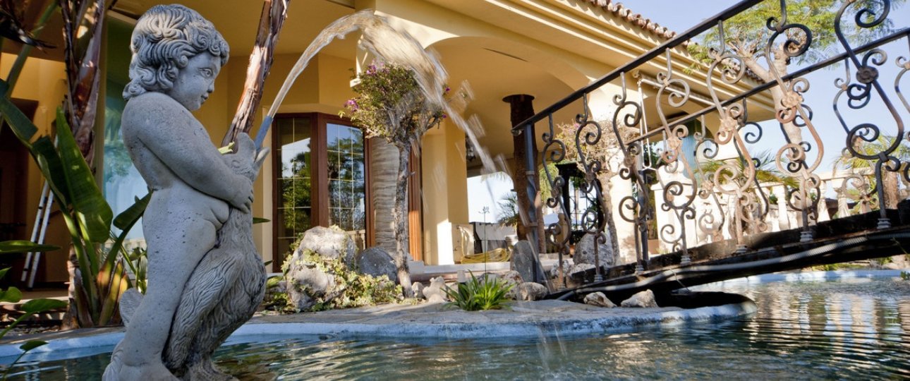 Resale - Villa - Marbella - Nueva Andalucía
