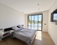 Resale - Villa - Marbella - Nueva Andalucía