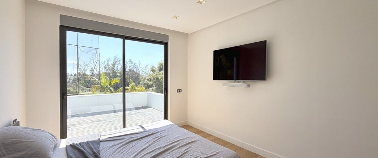 Resale - Villa - Marbella - Nueva Andalucía