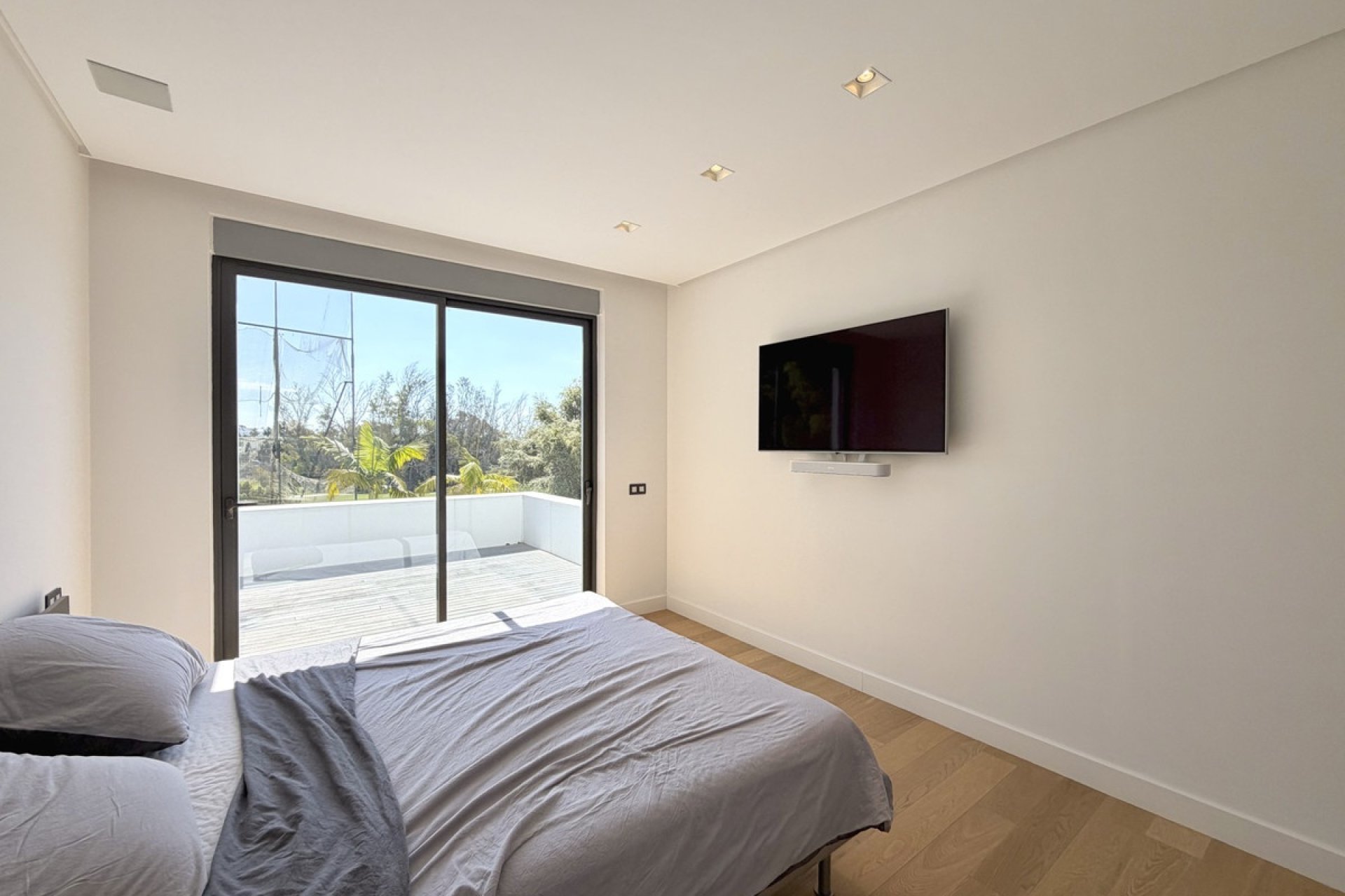 Resale - Villa - Marbella - Nueva Andalucía