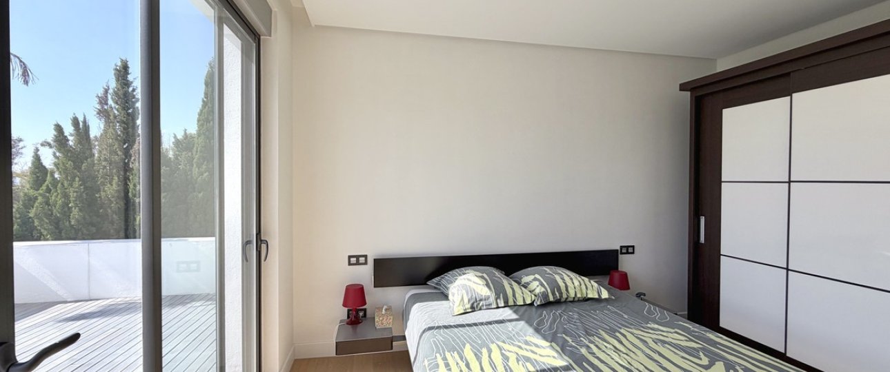Resale - Villa - Marbella - Nueva Andalucía