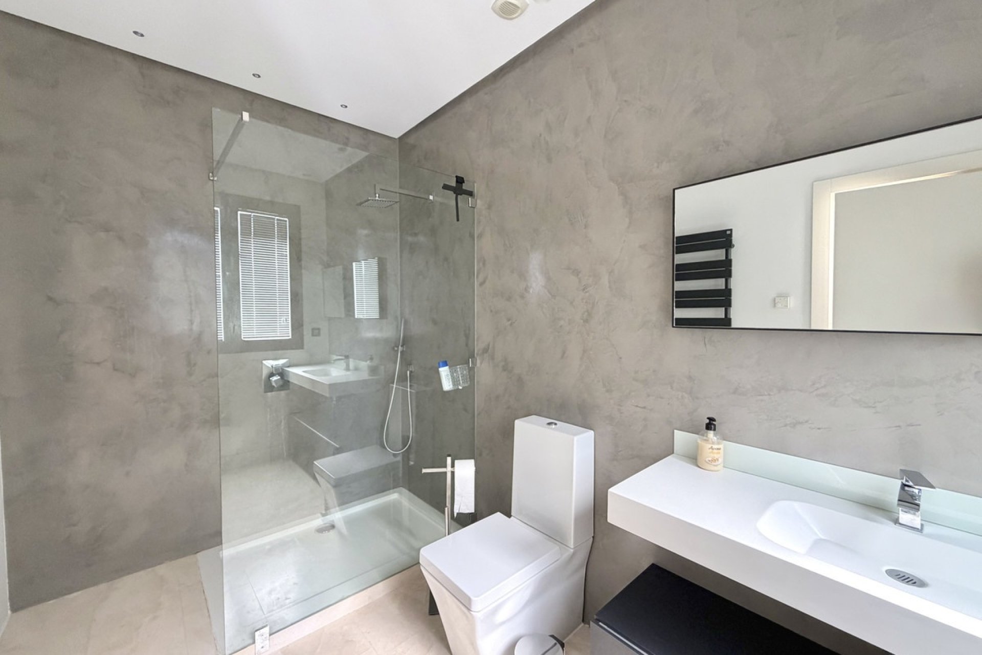 Resale - Villa - Marbella - Nueva Andalucía