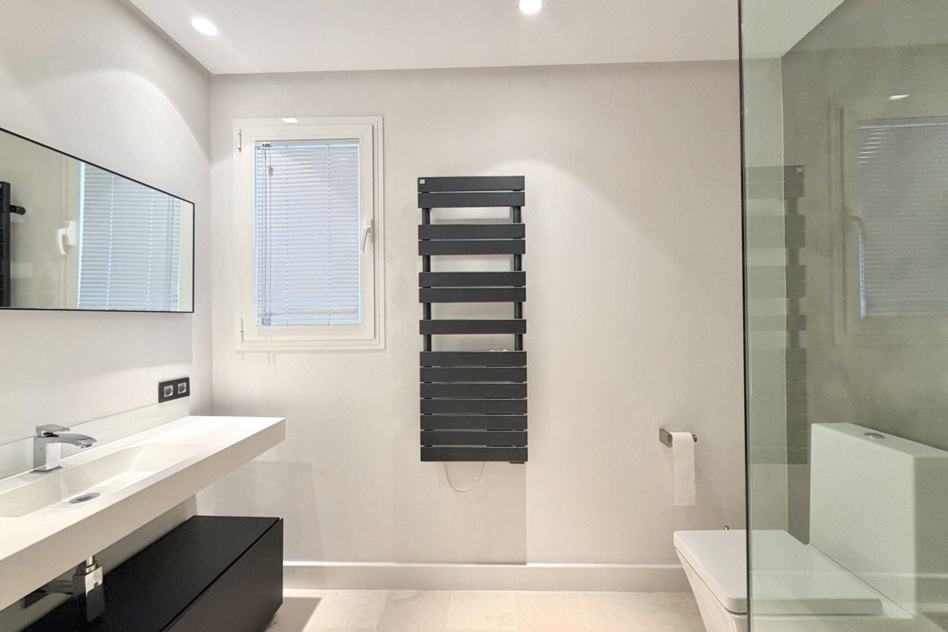 Resale - Villa - Marbella - Nueva Andalucía